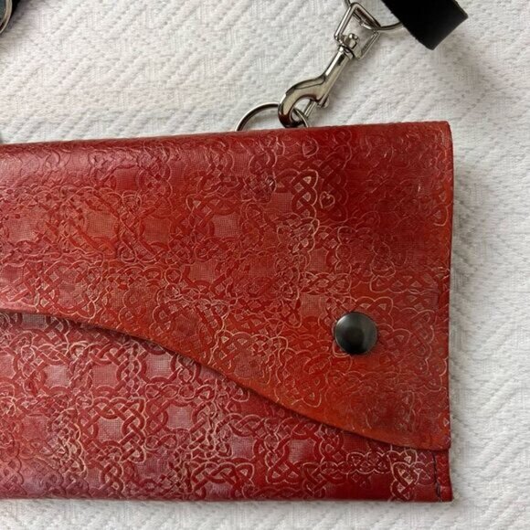 Artisan Vintage Embossed Artsy Leather Purse Crossbody Clutch Bag Red Steampunk - Picture 12 of 12